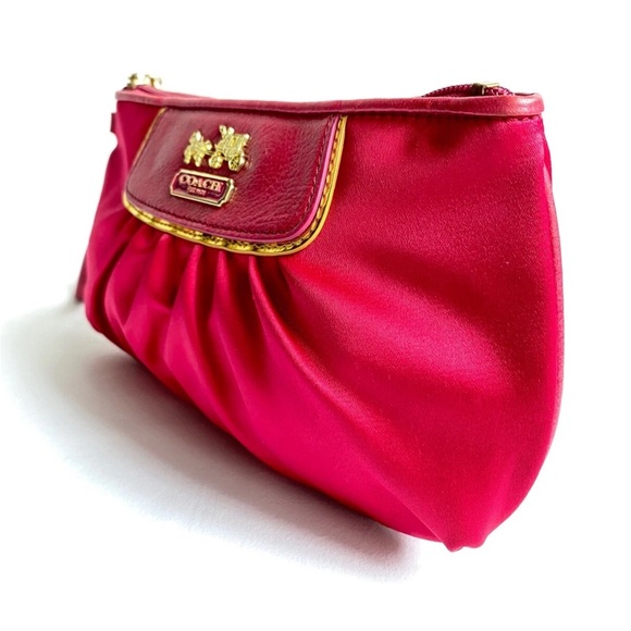COACH AMANDA SATIN CAPACITY WRISTLET MAGENTA AND GOLD SATIN 42032 $118 NEW - Picture 12 of 14
